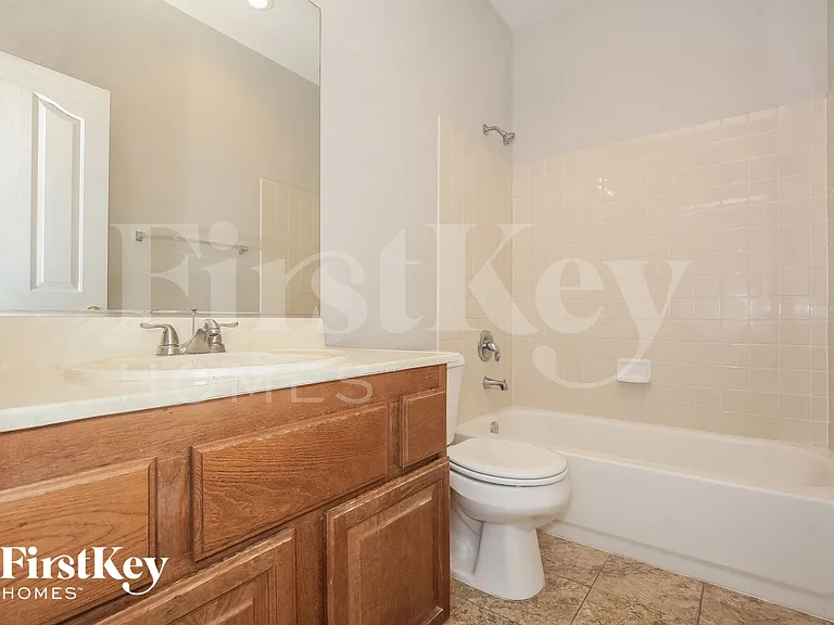 4025 Amberdale Ave — Photo 9