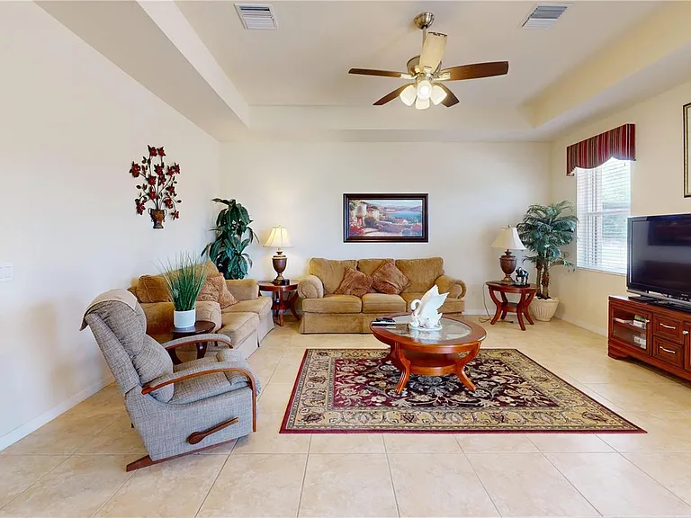 11462 Saffron Ct — Photo 9
