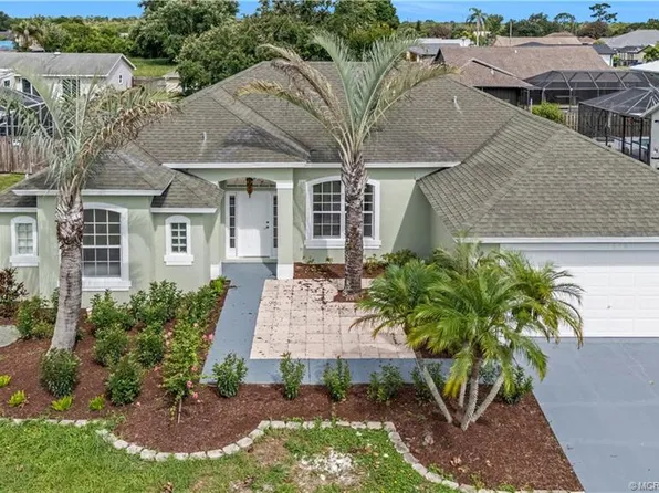 1949 SE Doverbrook St, Port Saint Lucie, FL 34983