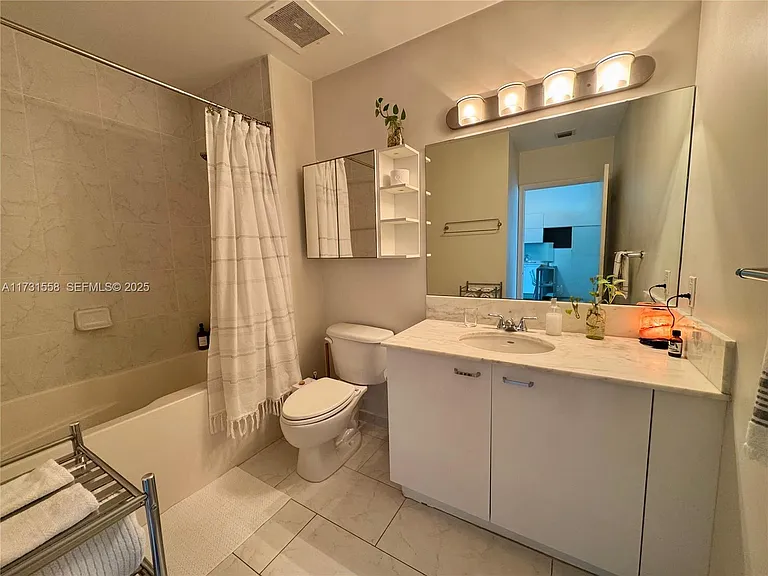 133 NE 2nd Ave #LOFT3 — Photo 6