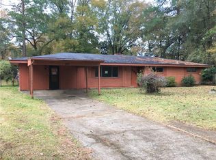 203 C L Bradford St, Pineville, LA 71360