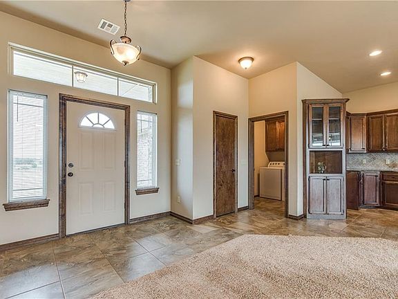 5th image of 7211 High Meadows Ln