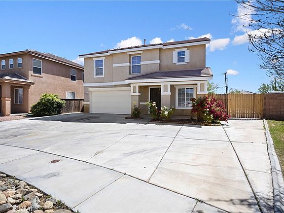 3rd image of 9331 Sapphire Ave