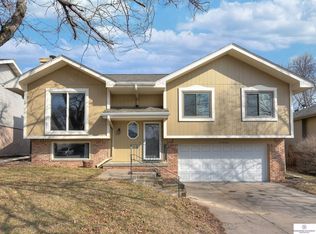15304 Howe St, Omaha, NE 68144