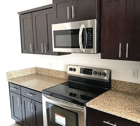 5th image of 15651 Dickens St APT 308