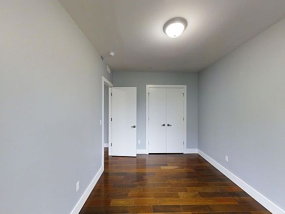 4th image of 648 Kosciuszko St APT 2B