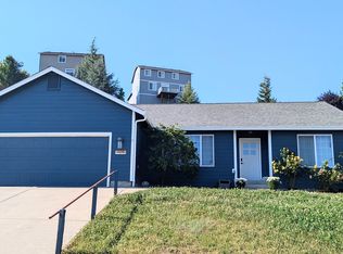 105 Umpqua View Dr, Roseburg, OR