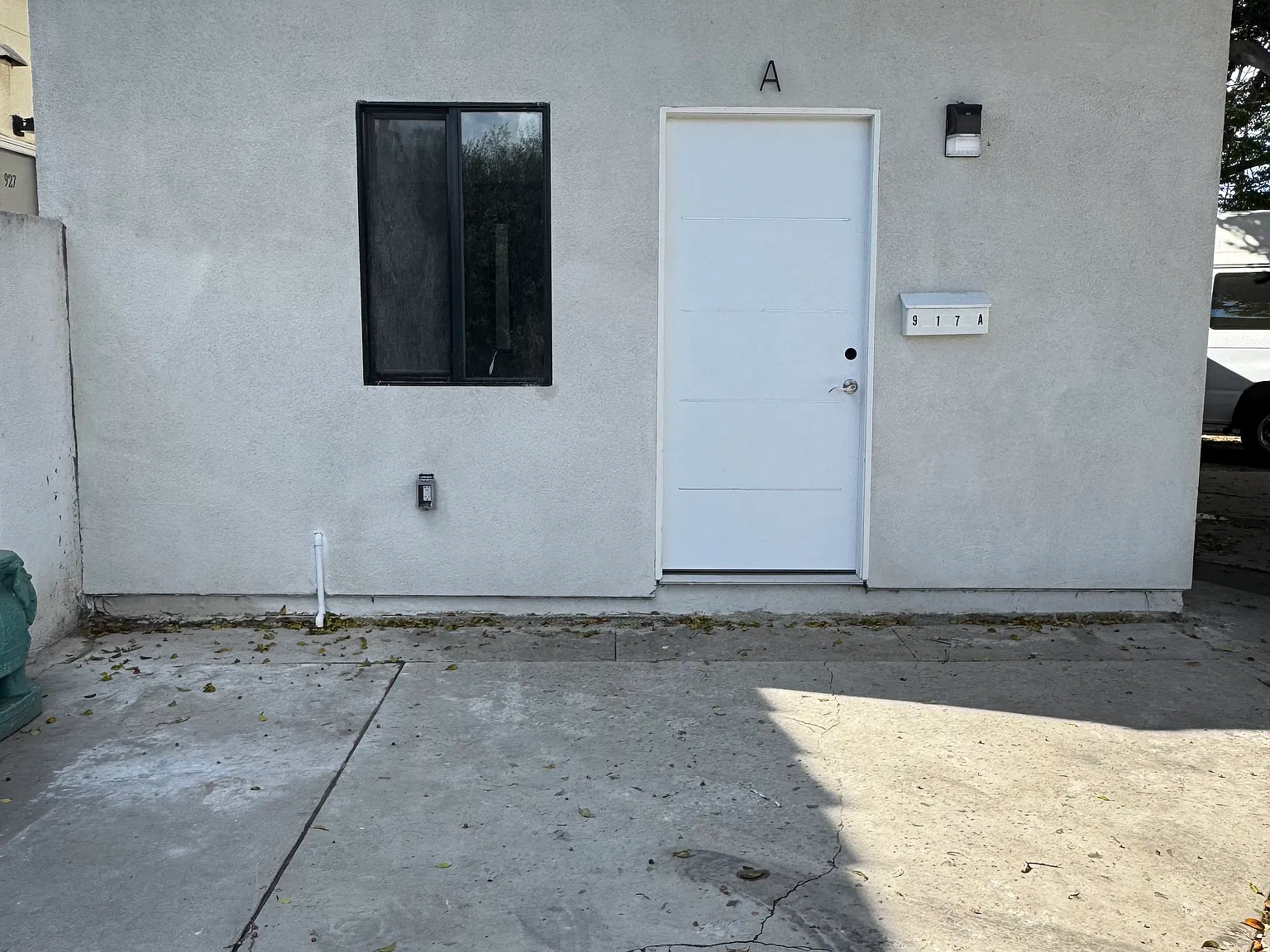 Studio, $1,800 — Photo 1