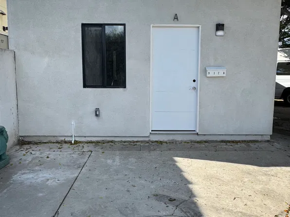 917 Grand Ave #A, Long Beach, CA 90804