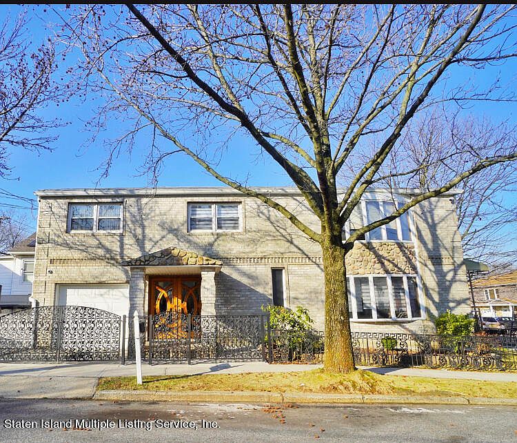 1st image of 186 Seneca Ave