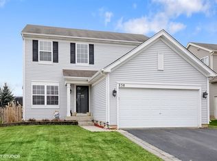 238 Evergreen Ln, Gilberts, IL 60136