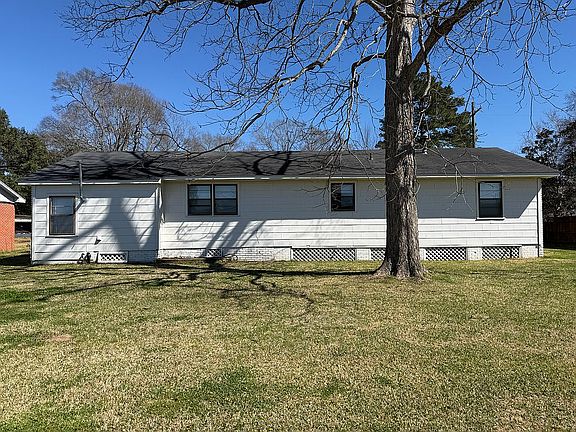 2nd image of 104 Catalpa Dr