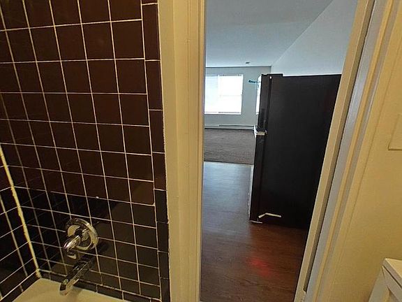 Bathroom view 3