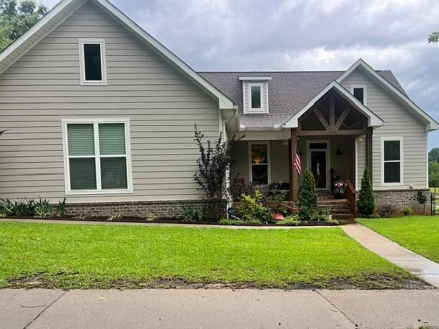 1st image of 100 Acorn Way