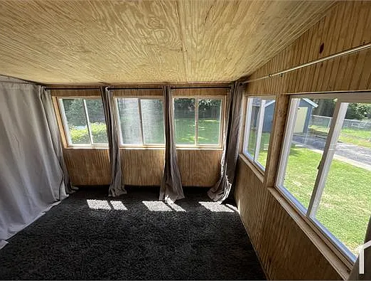 34 Patricia Ave — Photo 25