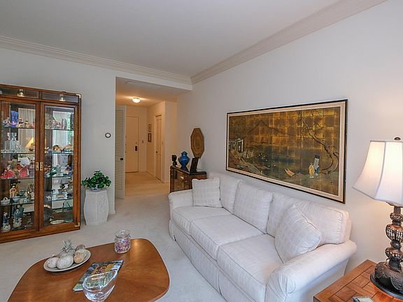 5th image of 4040 Greenleaf Cir APT 304