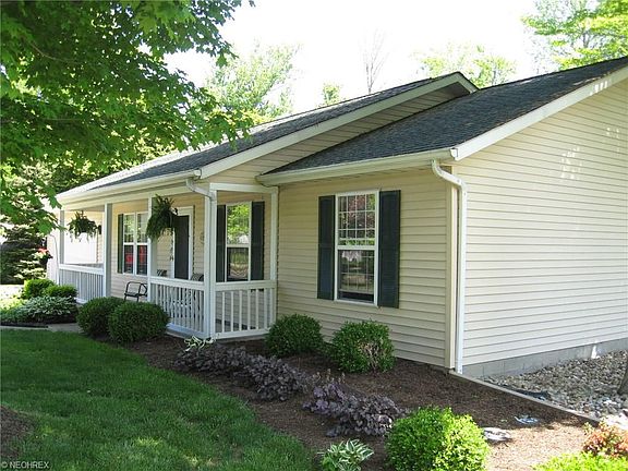 2nd image of 1401 Erieview Dr