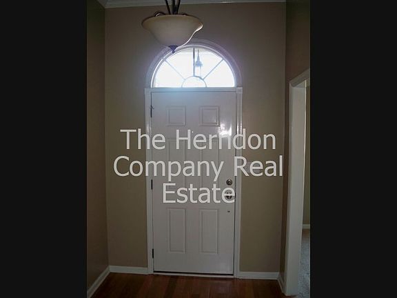 3rd image of 4406 Meadow Breeze Ct