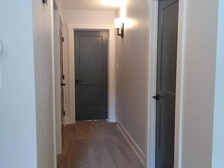 1246 Russell Ave SE — Photo 42