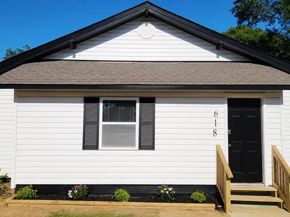 618 Douglas St, Shelby, NC 28150