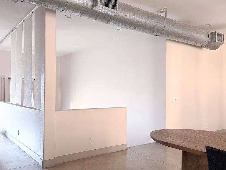 204 E 3rd St — Photo 6