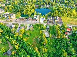 239 E Garfield Rd, Aurora, OH 44202