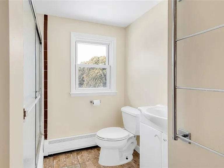 85 Treasure Rd — Photo 13