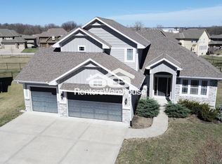 4015 SW Meritage Ln, Lees Summit, MO 64082