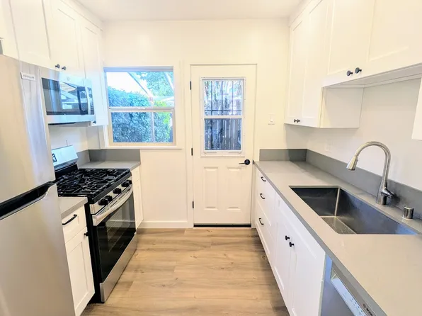 10999 Culver Blvd, Culver City, CA 90232