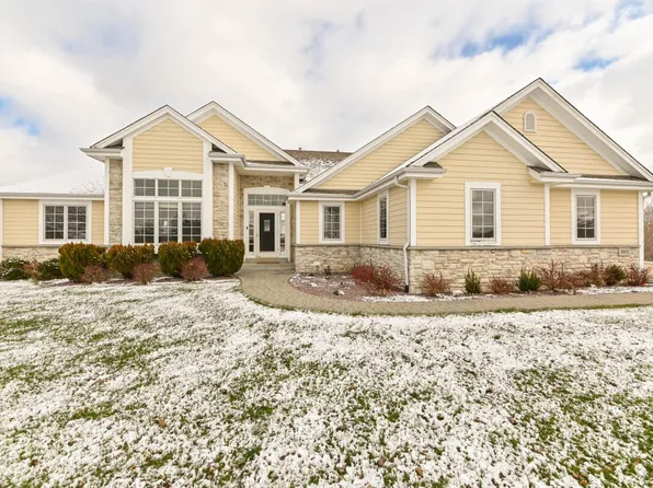 3611 Falcon COURT, Waterford, WI 53185