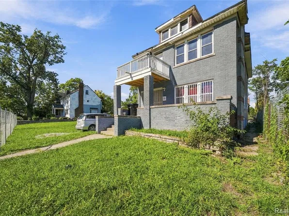 1642 Collingwood St, Detroit, MI 48206