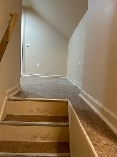 1st image of 2911 Lakewood St