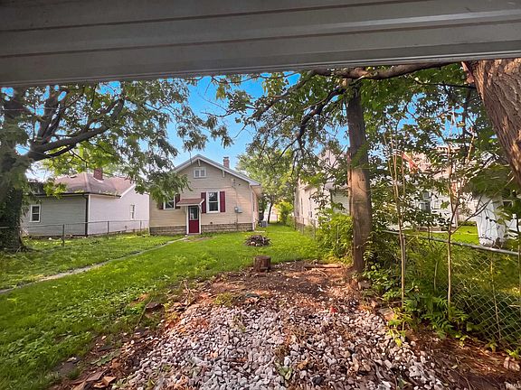 5th image of 2105 Kossuth St