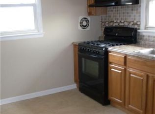 37 Forrest St, Metuchen, NJ 08840