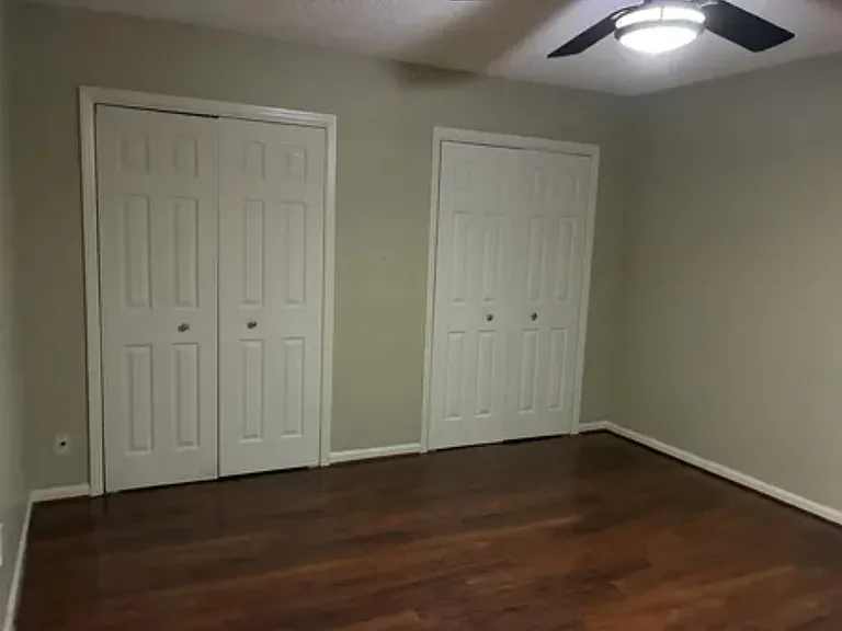 2122 Montreat Cir #2122 — Photo 9