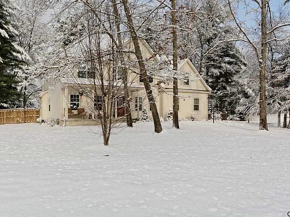 2nd image of 657 Acland Blvd