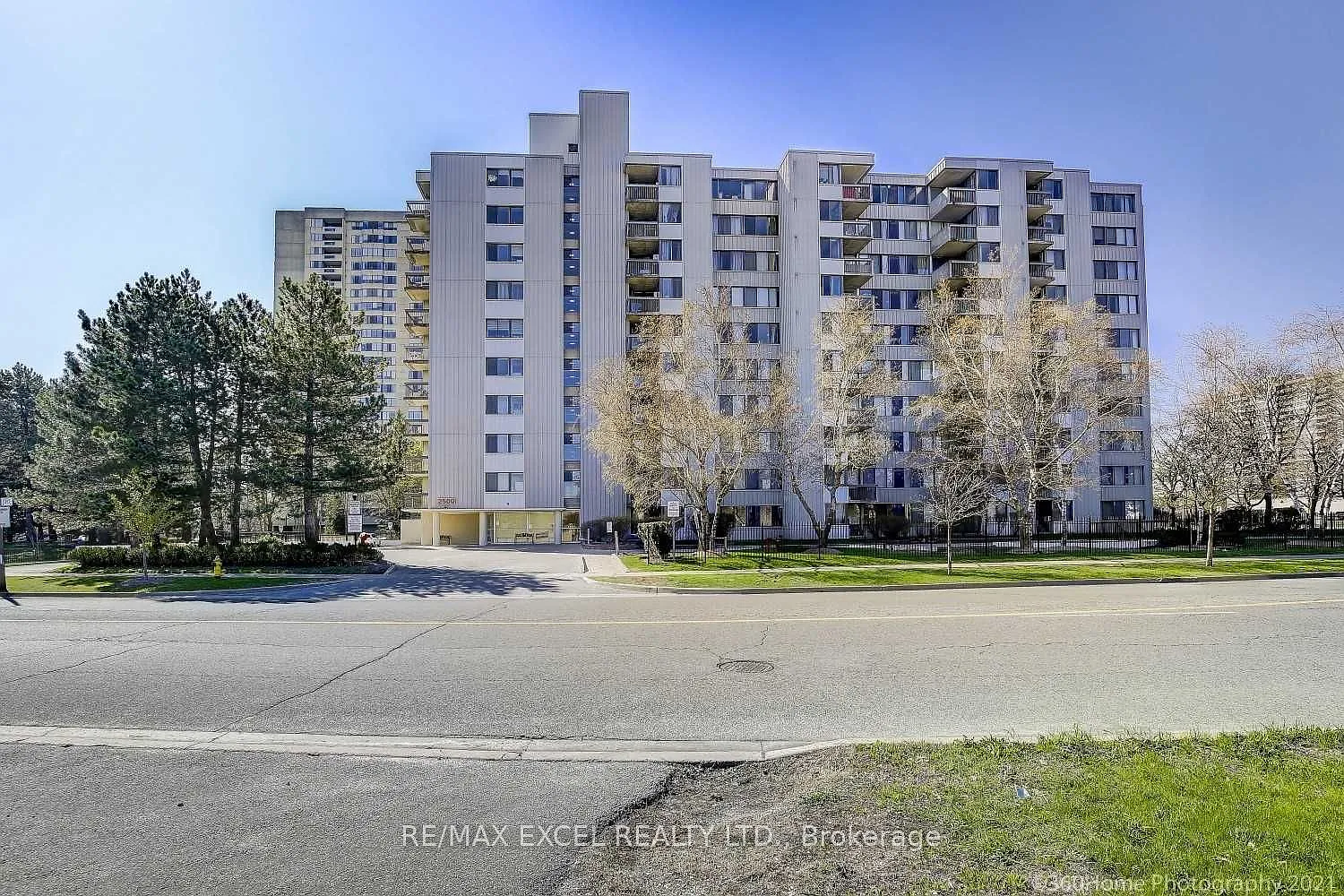 2 bed, $2,380 — Photo 3