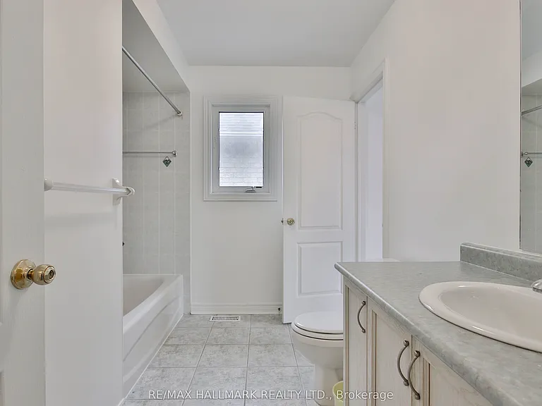 15 Briarglen Rd — Photo 35
