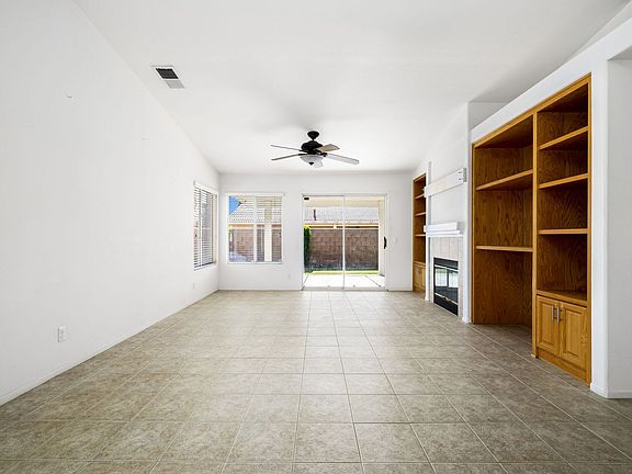 4th image of 83907 Avenida Serena Unit A
