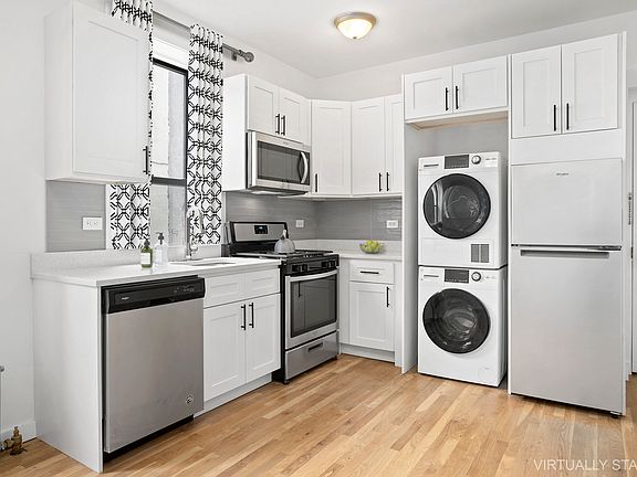 4th image of 210 Prospect Park W APT 4A