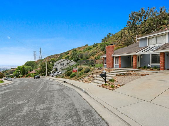 2nd image of 3238 Gotera Dr