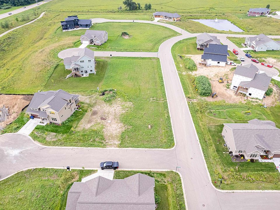 2nd image of 5831 Eagle Prairie Ct