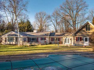 25 Sheraton Ln, Queensbury, NY 12804