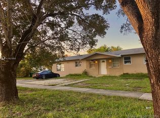 11851 SW 200th St, Miami, FL 33177