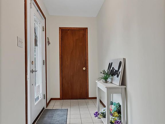 4th image of 7228 W 136th Ct