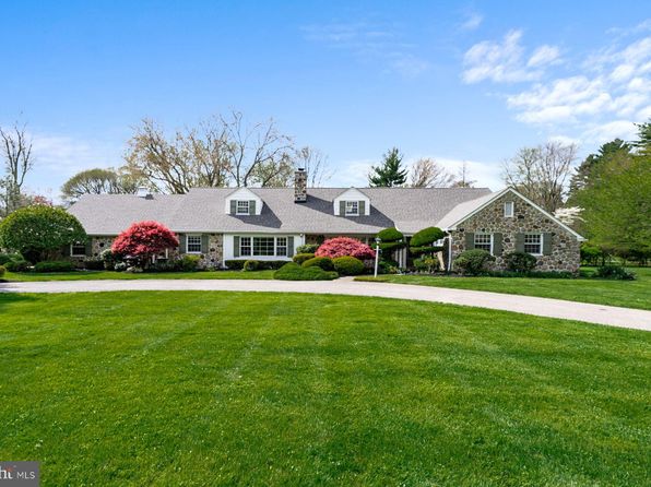 828 Merion Square Rd