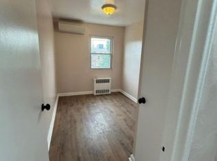 15332 77th Ave, Flushing, NY 11367