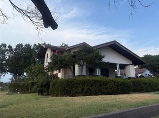 203 E 3rd St, Carnegie, OK 73015