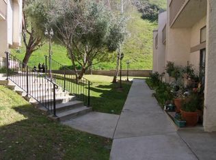 26020 Alizia Canyon Dr UNIT D, Calabasas, CA 91302