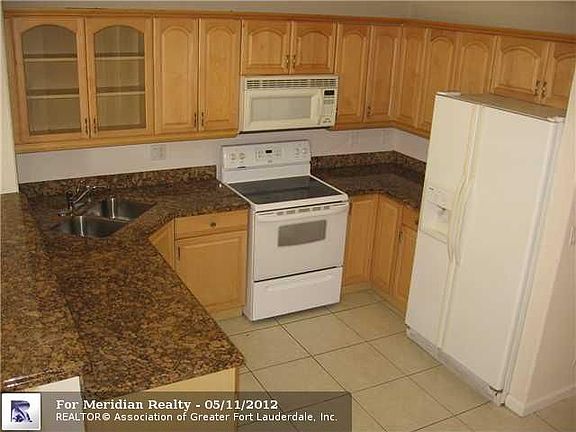 3rd image of 9022 NW 38th Dr #6